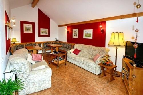 Weinstube Pension Moselbluemchen Zeltingen-Rachtig Εξωτερικό φωτογραφία
